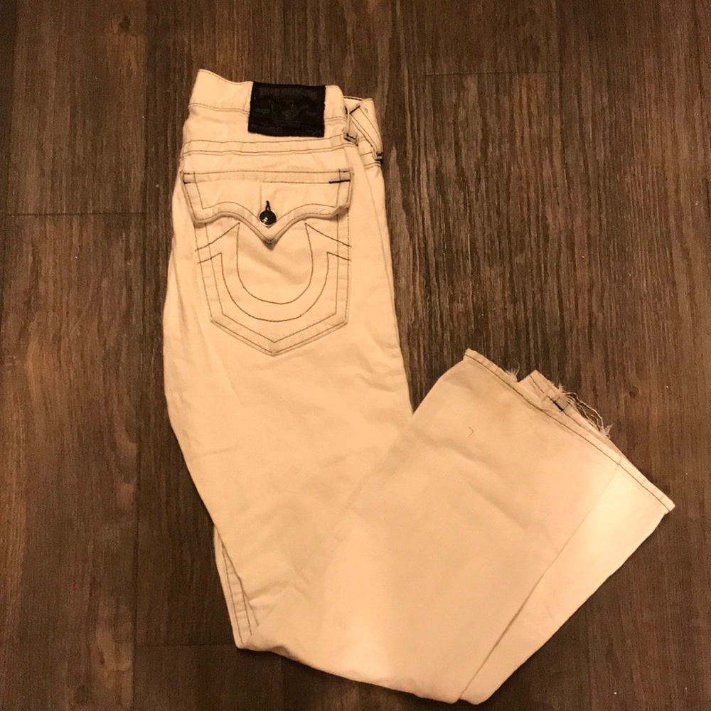 Men’s True Religion jeans!